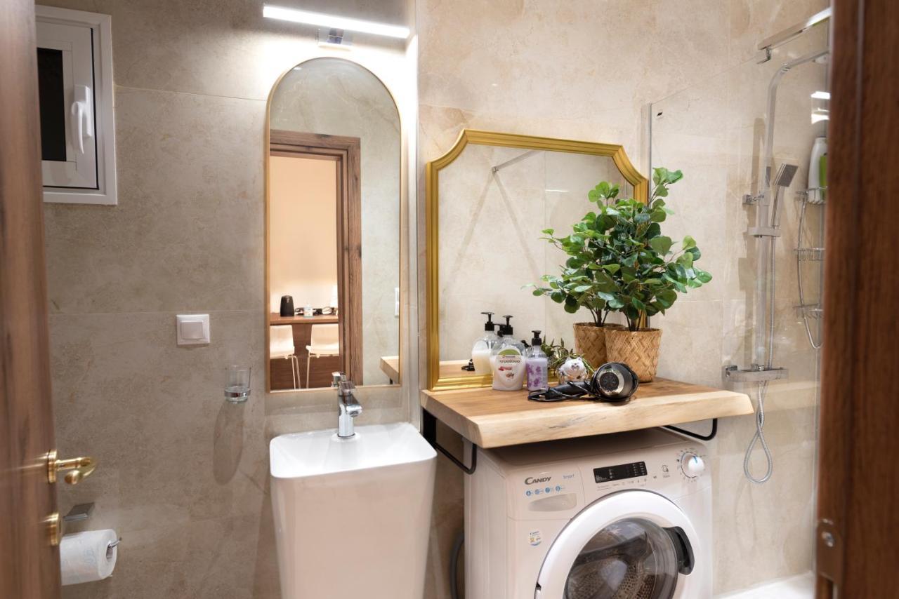 Ag.Sofias Pedestrian Area Luxury Ap. & Big Balcony Apartment Thessaloníki Ngoại thất bức ảnh